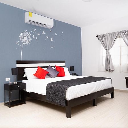 Santa Fe Studios And Suites Cancún Exteriör bild