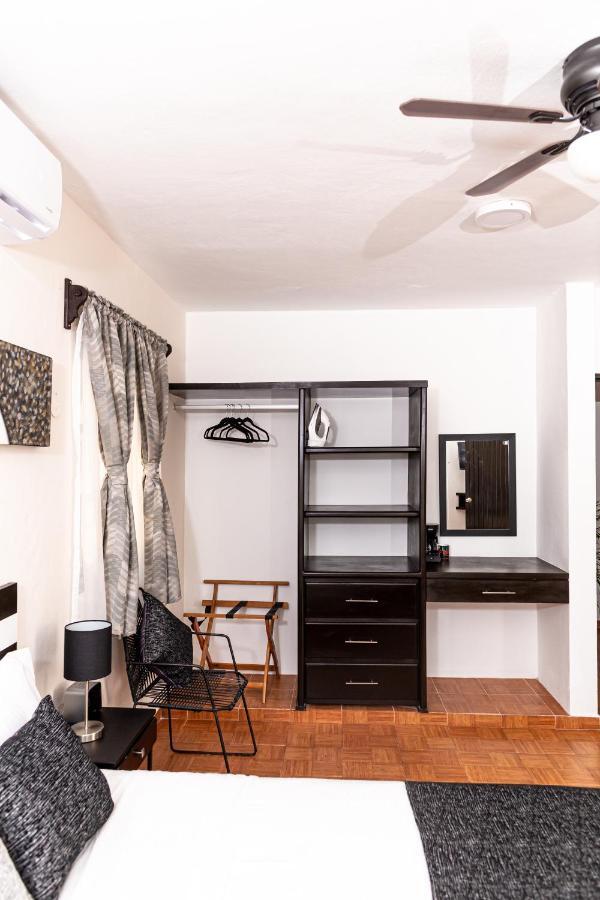 Santa Fe Studios And Suites Cancún Exteriör bild