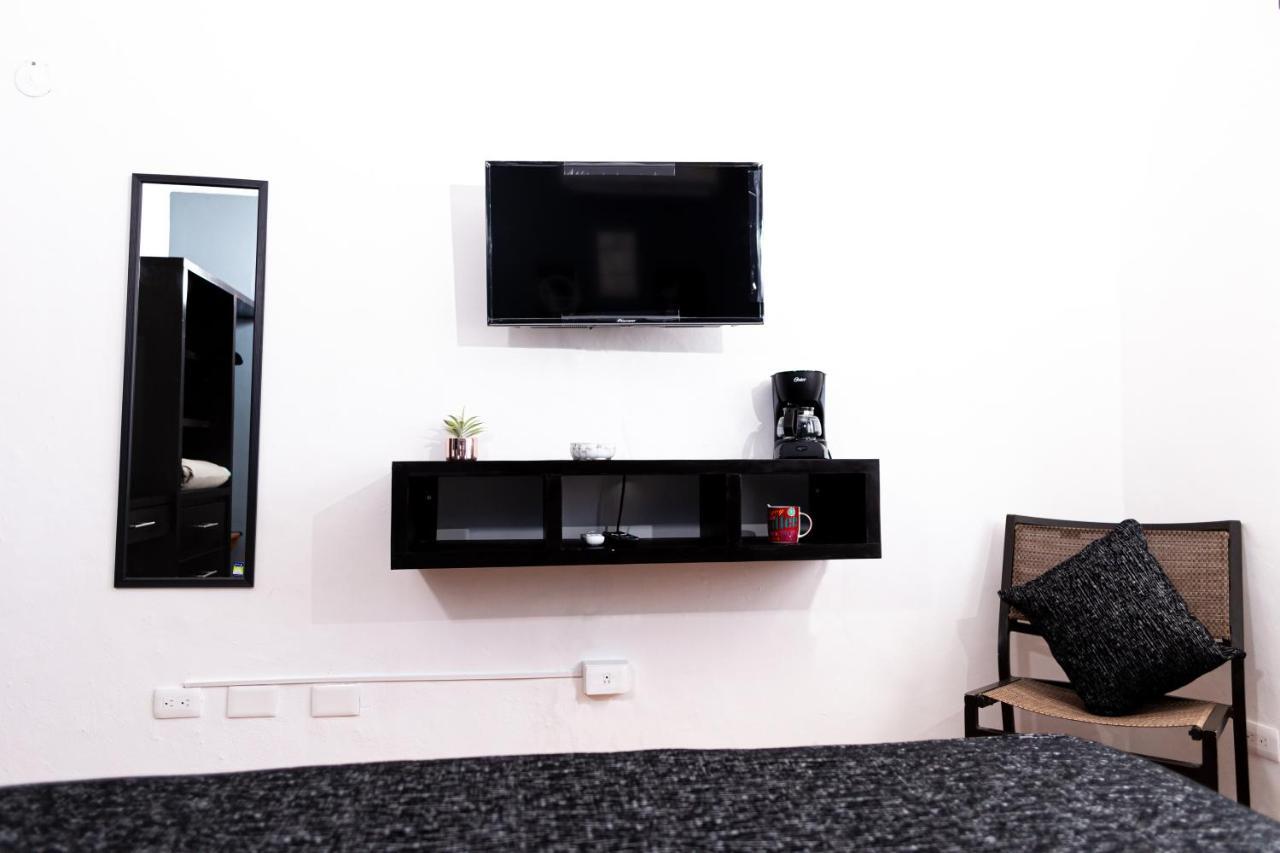 Santa Fe Studios And Suites Cancún Exteriör bild