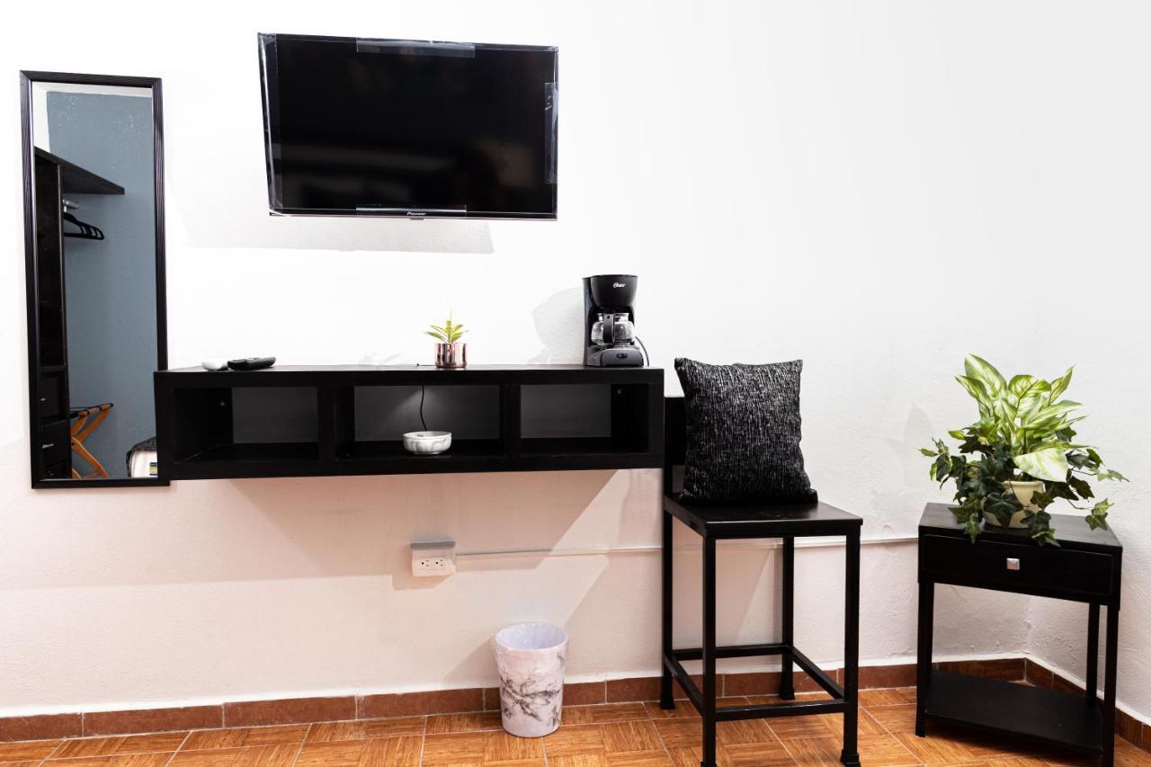 Santa Fe Studios And Suites Cancún Exteriör bild