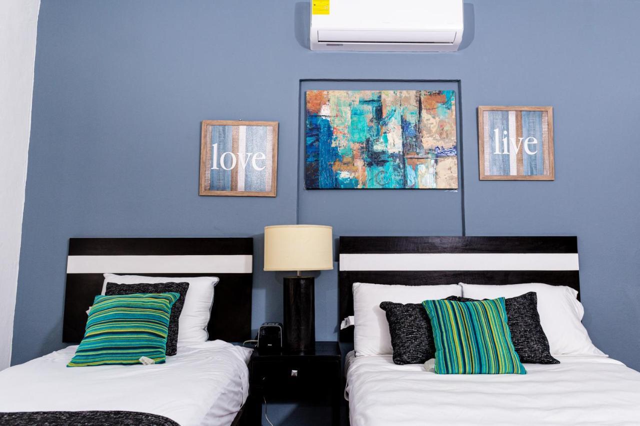 Santa Fe Studios And Suites Cancún Exteriör bild