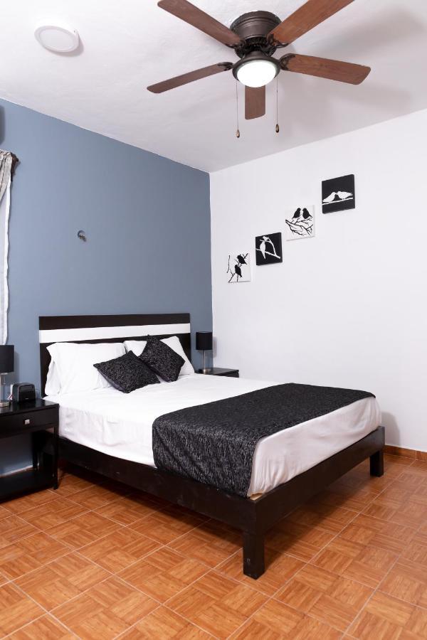 Santa Fe Studios And Suites Cancún Exteriör bild